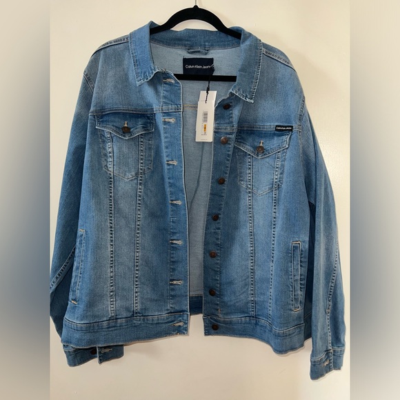 Calvin Klein Jackets & Blazers - 🆕NWT⭐️CALVIN KLEIN WOMENS PLUS 3X DENIM TRUCKER JACKET W/BUTTON FRONT & POCKETS